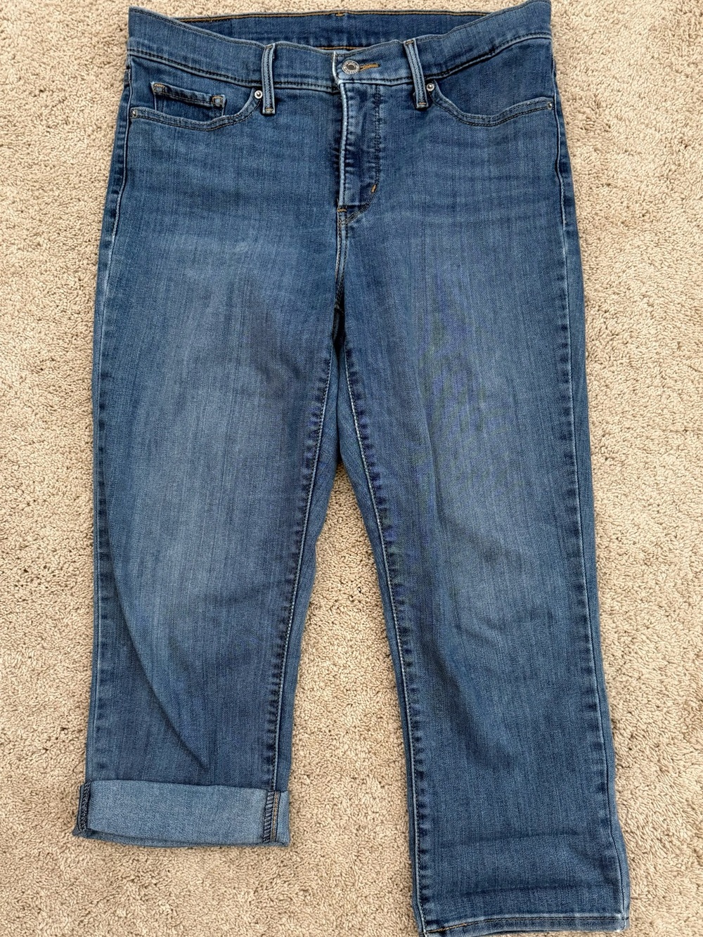 Levi’s Capri Jeans